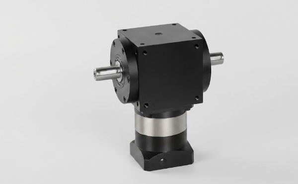 Efficacit&eacute; industrielle et durabilit&eacute; avec les collecteurs de moteur &agrave; sortie &agrave; double arbre